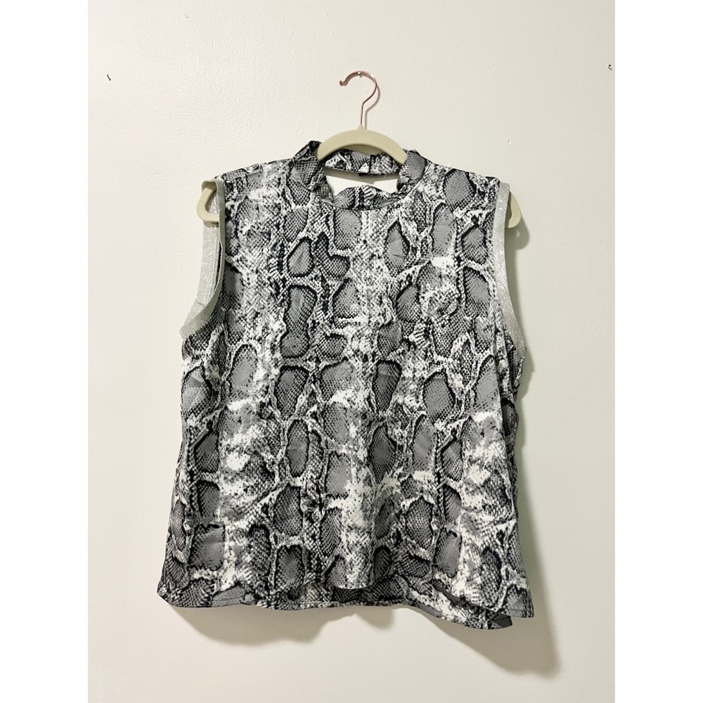 GRACIA Sleeveless Top Snake Glitter (L) NWT
